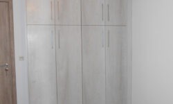 Ανοιγομενη Μελαμινικη